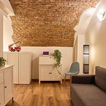 Nicma, A Small Candy Box In The Center Appartement *